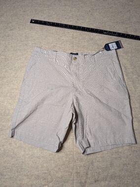 Ben Sherman Light Beige Flat-Front Men's Shorts